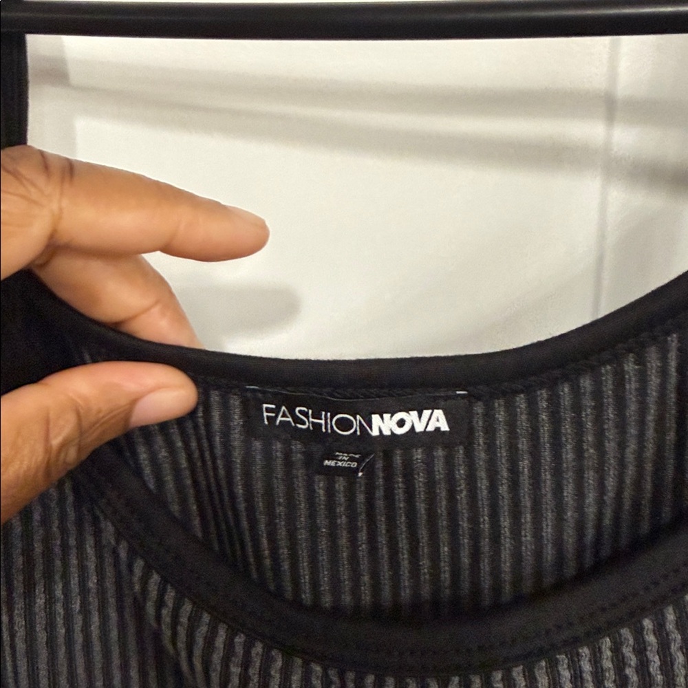 Fashion Nova Black and Gray 2 piece set - Picture 6 of 10